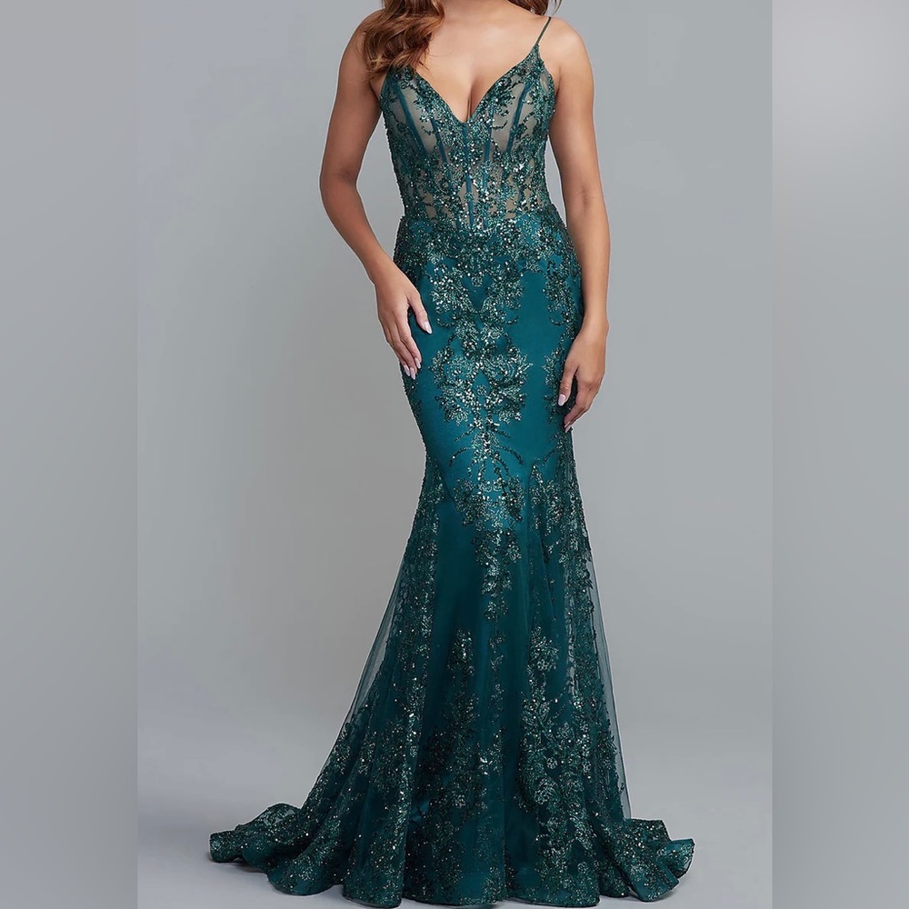 Long Corset-Style with Sequins | Size: 4